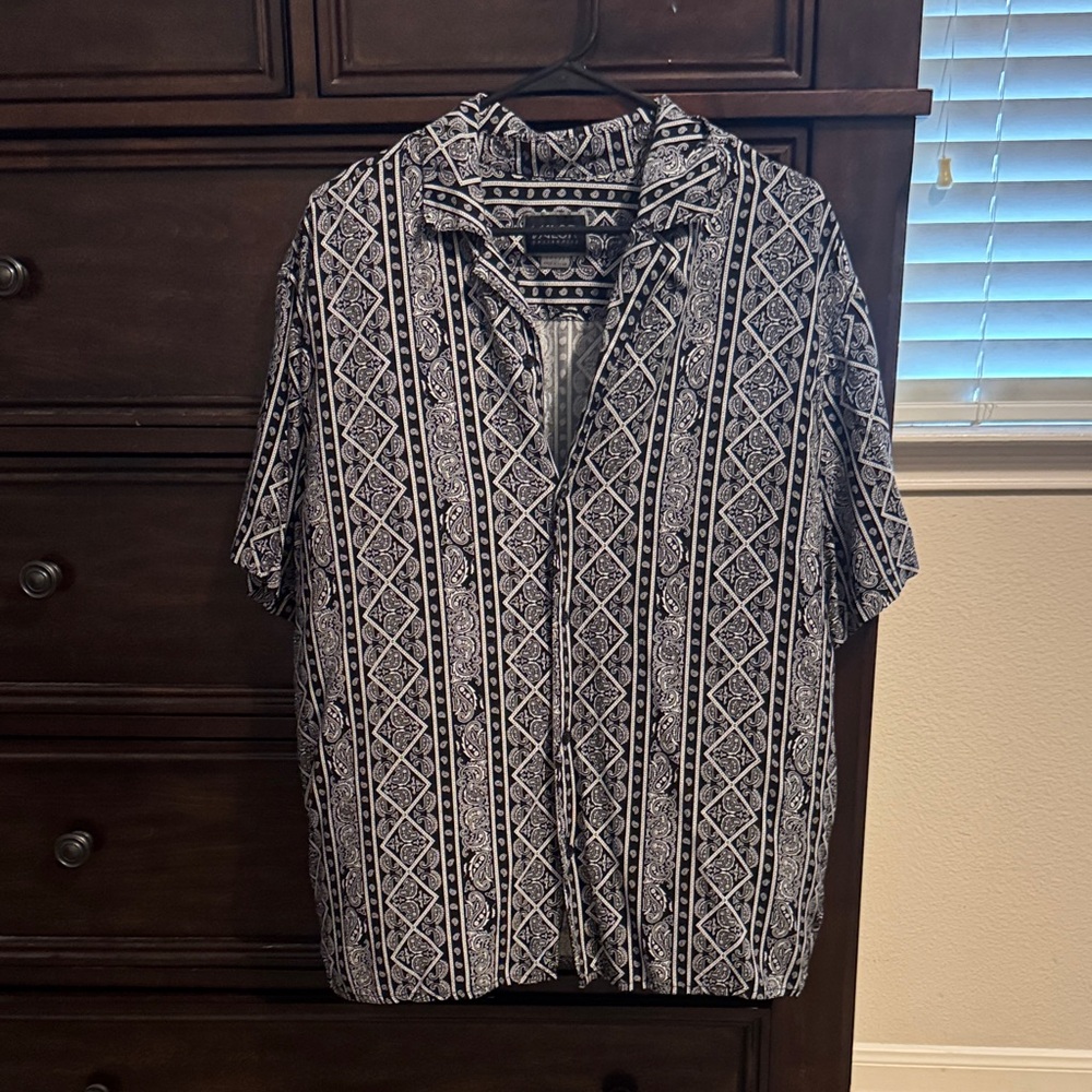 Men's Geometric Black and White Shirt